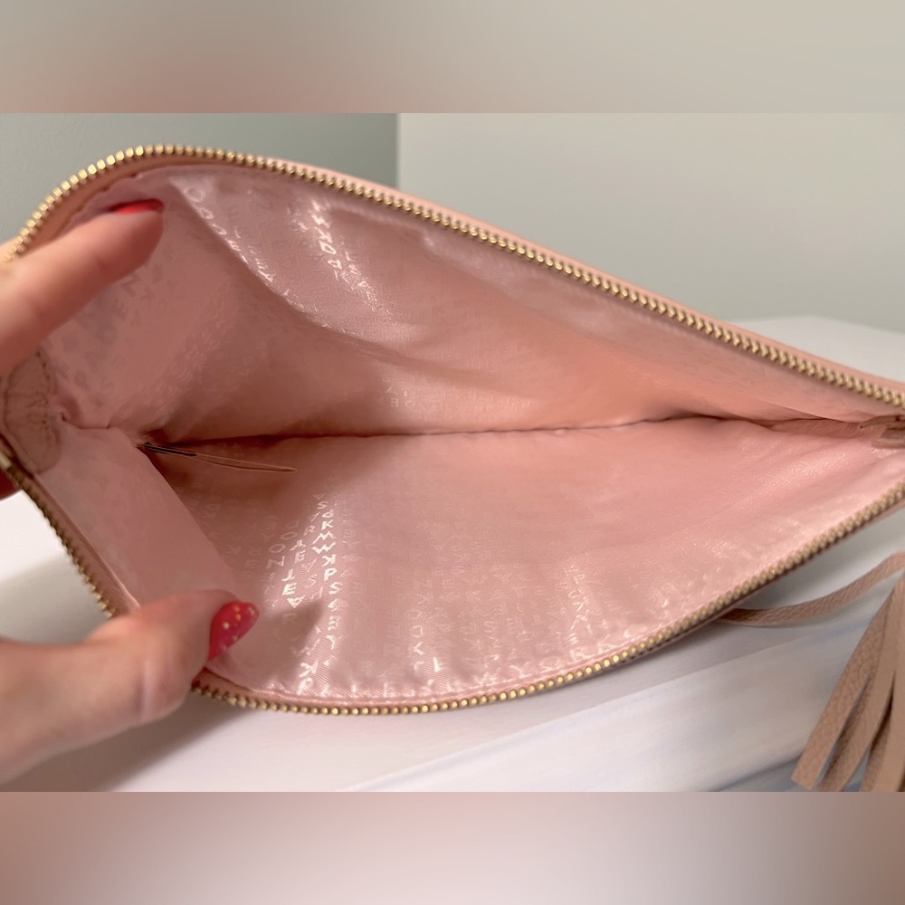 Kate Spade ♠️ Blush Pink Leather Pouch/Clutch - Picture 7 of 7